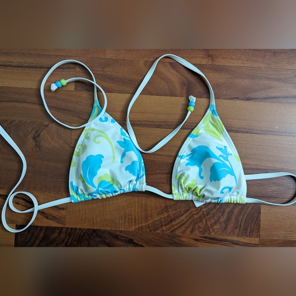 Bathing suits - Picture 2 of 5